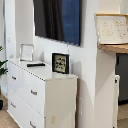 Apartamento Town Coresi Mall Area By Glam Story - Parking Option