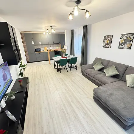 Town Coresi Mall Area By Glam Story - Parking Option Braşov