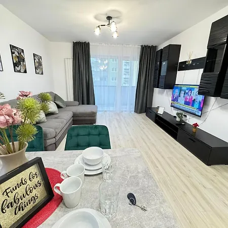 Town Coresi Mall Area By Glam Story - Parking Option Braşov