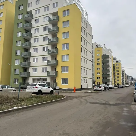 Town Coresi Mall Area By Glam Story - Parking Option Apartamento